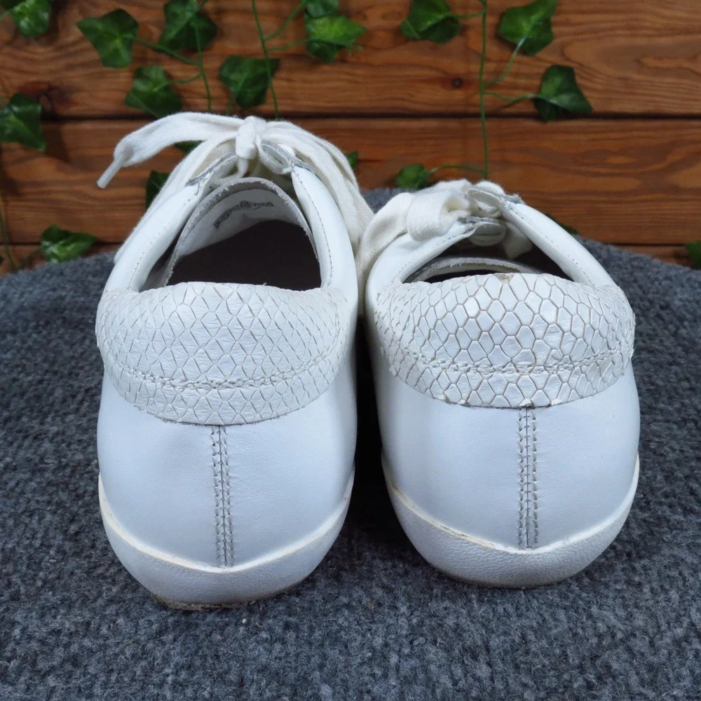 Banana Republic Essential Womens Sneaker Size 8M Walking White Leather Low Top